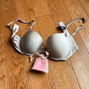 Victoria’s Secret convertible bra Demi 34C nude